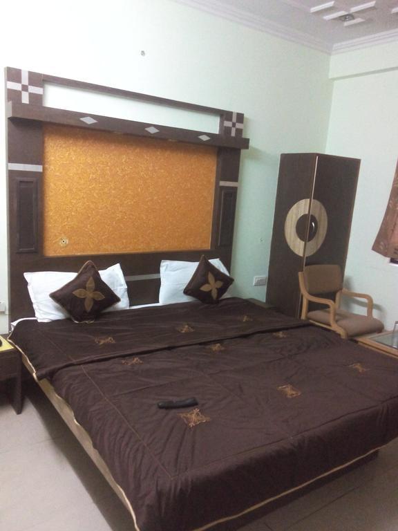 Hotel Candy Palace Jaipur Chambre photo